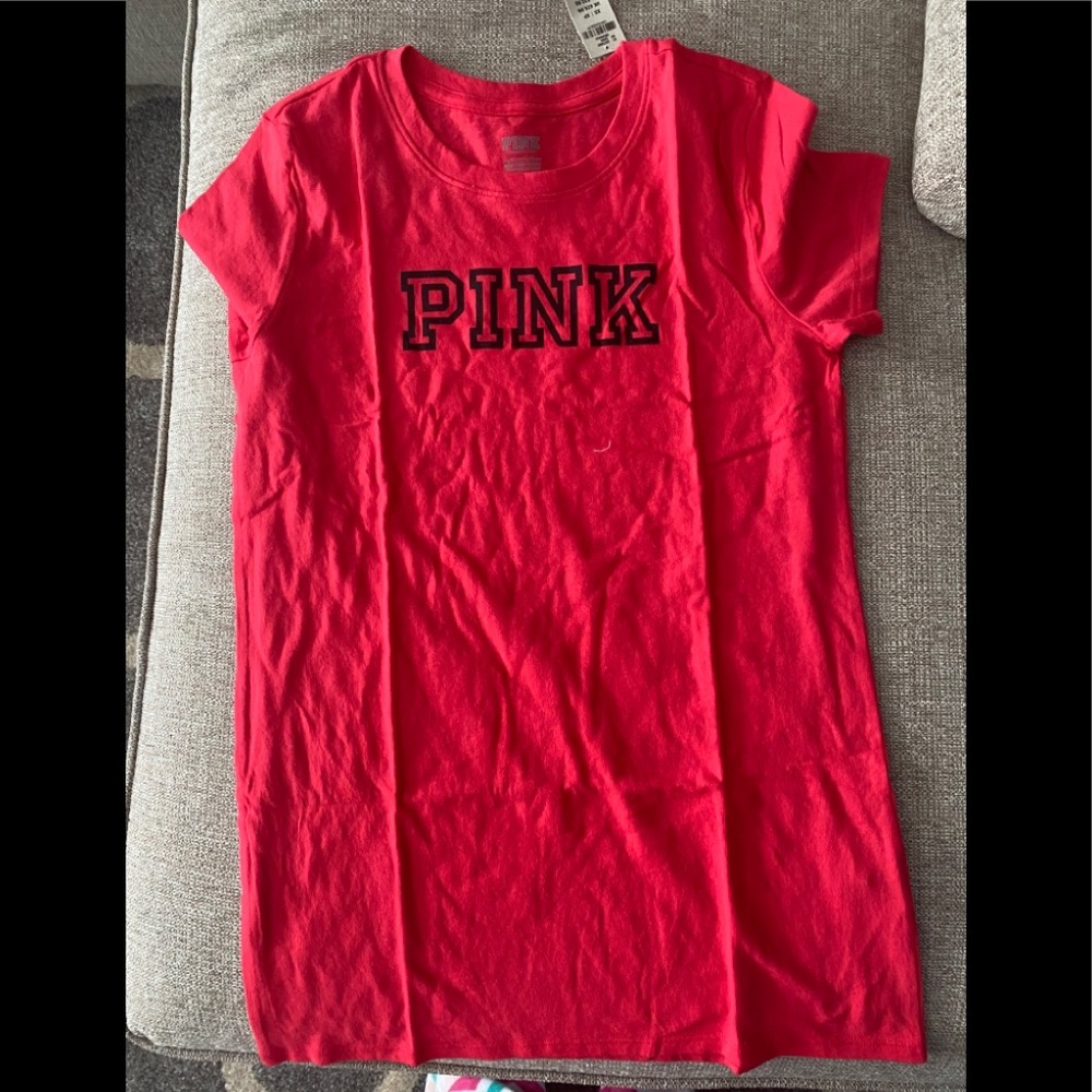 Women’s Victoria Secret PINK t-shirt